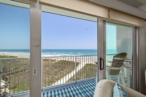 Interior - Beachfront Condo w/Pool, Hot-tub & Gym (South Padre Island)