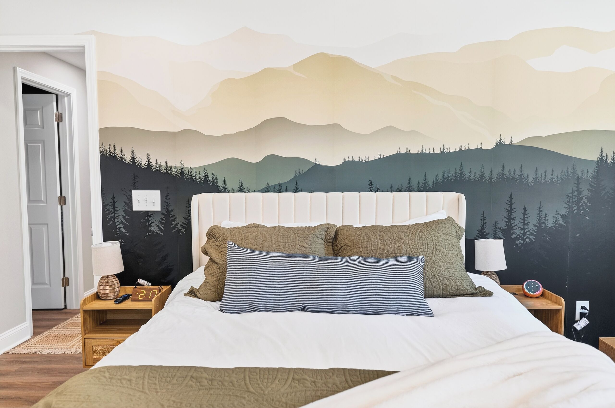 3 Schlafzimmer, Schreibtisch, Reisekinderbett, kostenloses WLAN