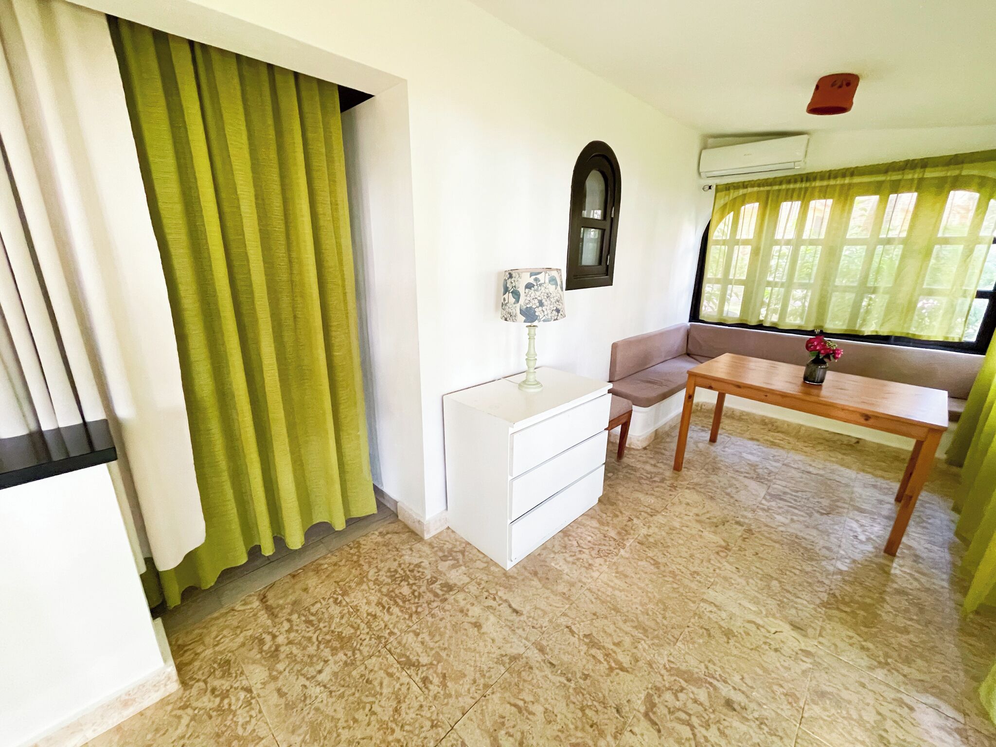 คอมฟอร์ทวิลล่า, 2 ห้องนอน | บริเวณนั่งเล่น