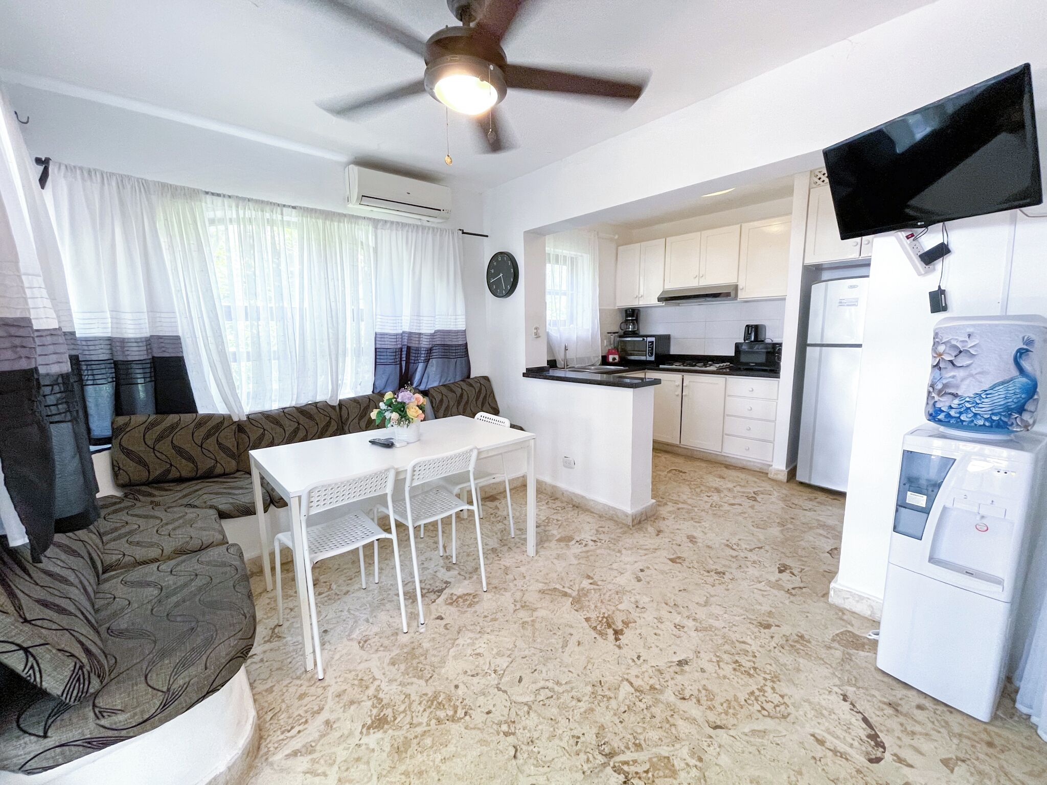 Villa, 3 Bedrooms, Garden Area | Living area