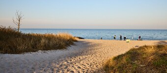 Vacation apartment near the beach with balcony in Hohwacht. Pet friendly!