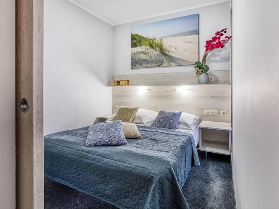 Apartment, Balcony, City View | WiFi (free)
