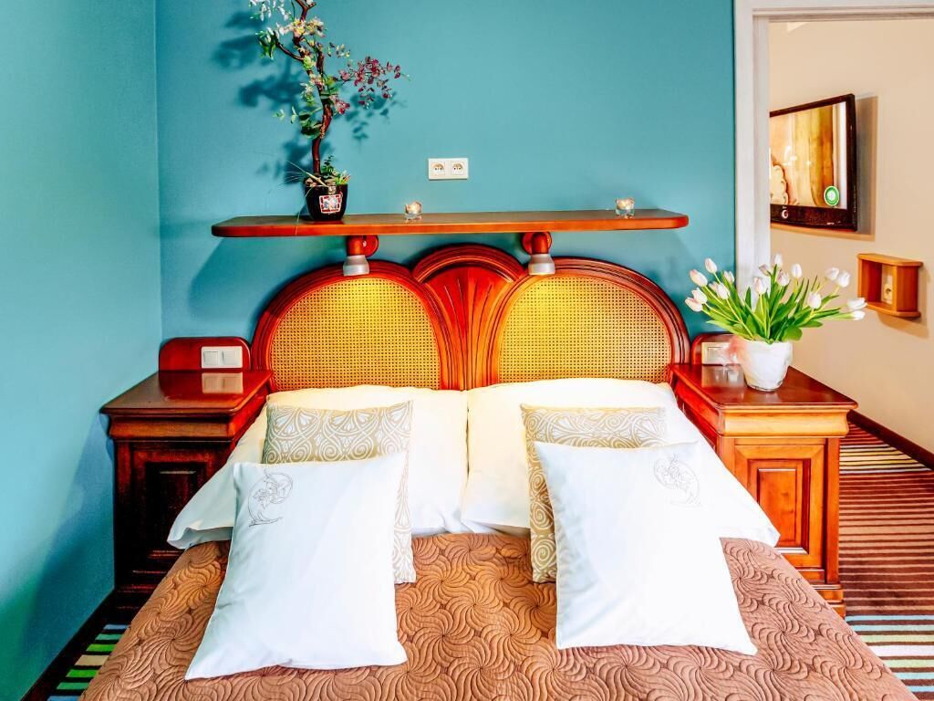 Lejlighed - balkon - udsigt til have