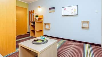 المنشأة من الداخل