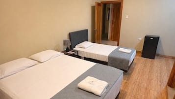 Classic Double Room, Garden View