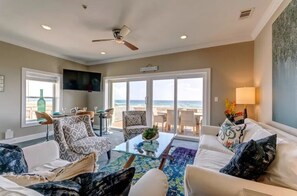 TV - Sea & Stars-Gulf Front Home w/5 Star Amenities and Private Beach Crossover (Navarre)