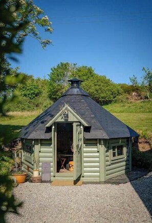 Exterior - Luxury Skye Cottage • Hot Tub • BBQ Lodge • Sea & Mountain Views (Dunvegan)