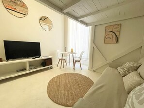 Living area - Le 30: Studio Arty (Nice)