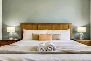 3 chambres, lit parapluie, Wi-Fi, draps fournis
