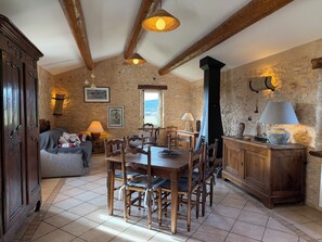 TV - Le Clos Lau-Tave — Charming 110 m² Provençal home with private garden (Simiane-la-Rotonde)