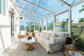 Interior - Exclusive 6Bed5Bath Penthouse • NYC Skyline view • Parking • Sun Room • Balcony (Weehawken Township)