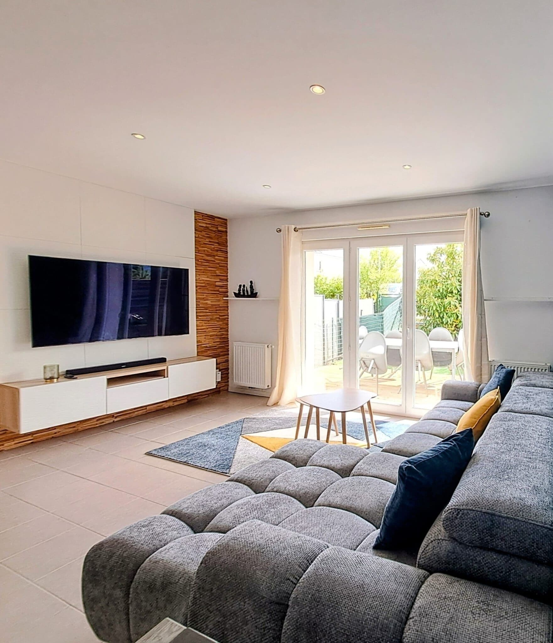 TV