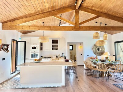 Kenz Essia Immersive Chalet in a Private Farm With Pool and Open Views