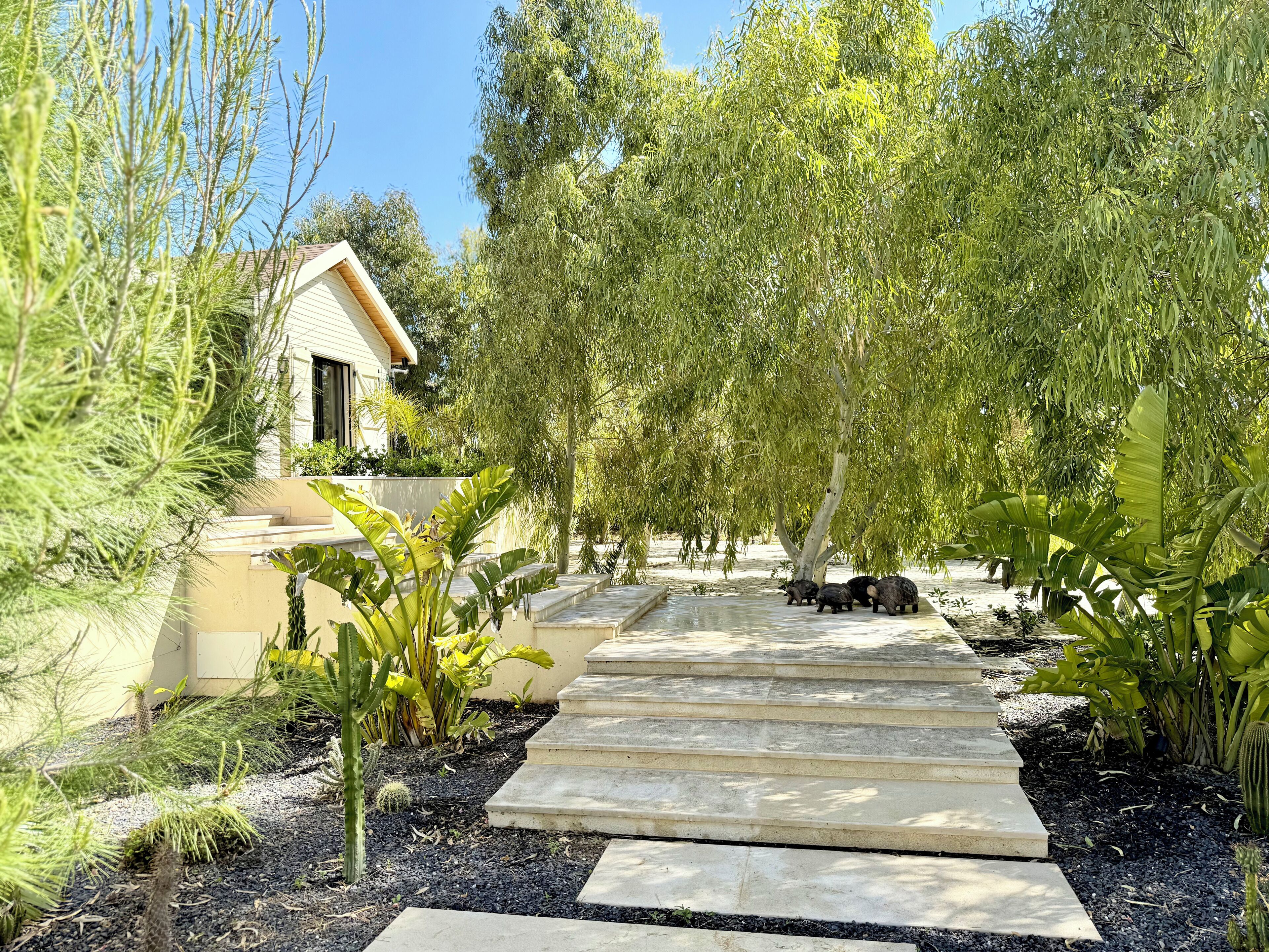 Casa, 4 quartos, piscina particular, vista para a piscina | Jardim