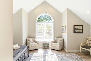 Interior - Storybook Stone Home | On the Bourbon Trail (Lawrenceburg)