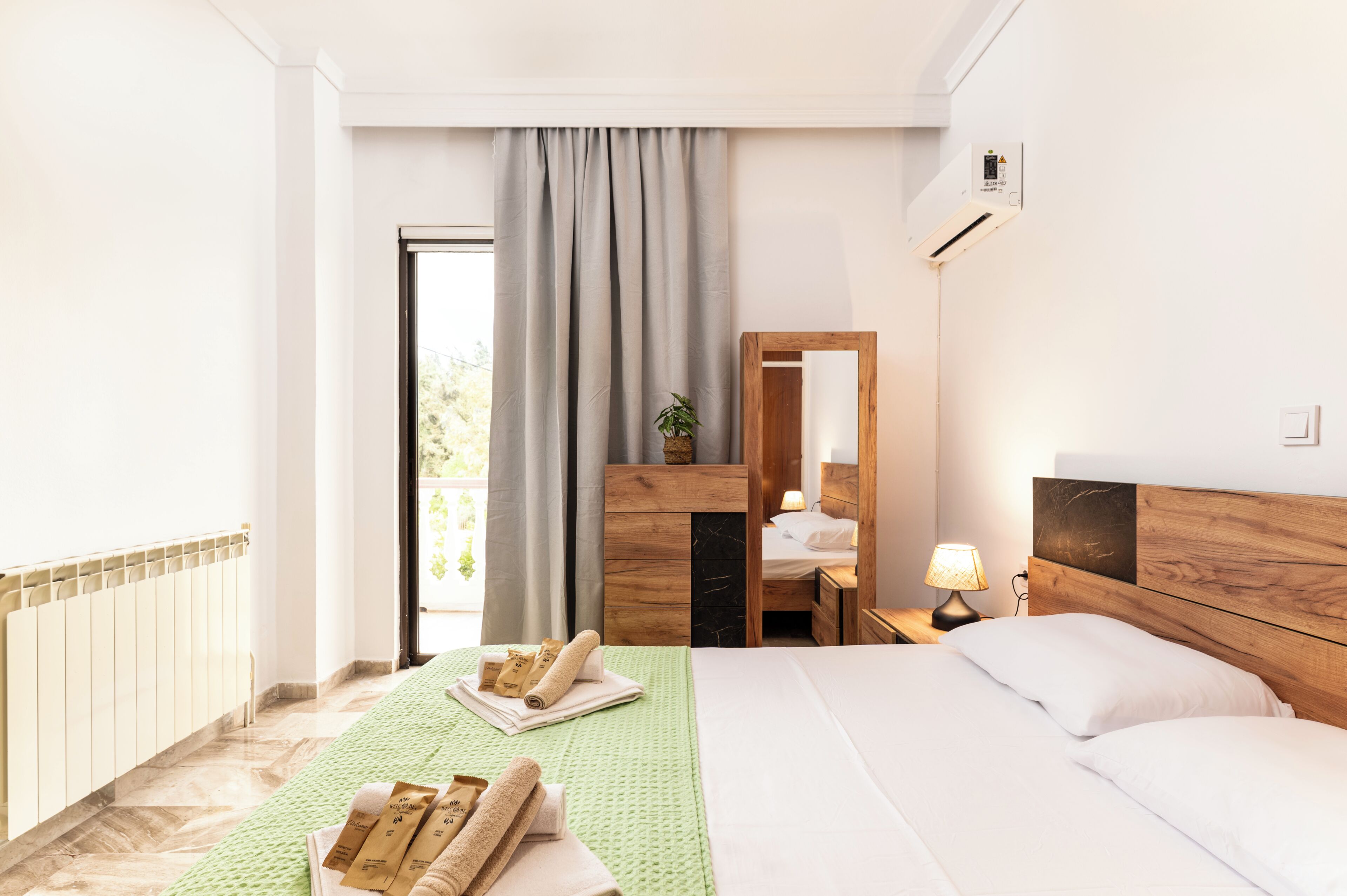 3 chambres, fer et planche à repasser, accès à Internet, literie fournie
