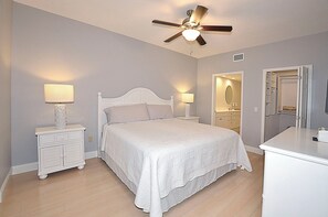 Room - Beachwalk Bliss Getaway (Stuart)