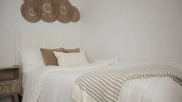 3 bedrooms, WiFi, bed sheets