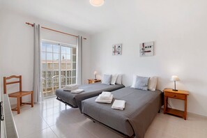 2 Schlafzimmer, Bügeleisen/Bügelbrett, WLAN, Bettwäsche