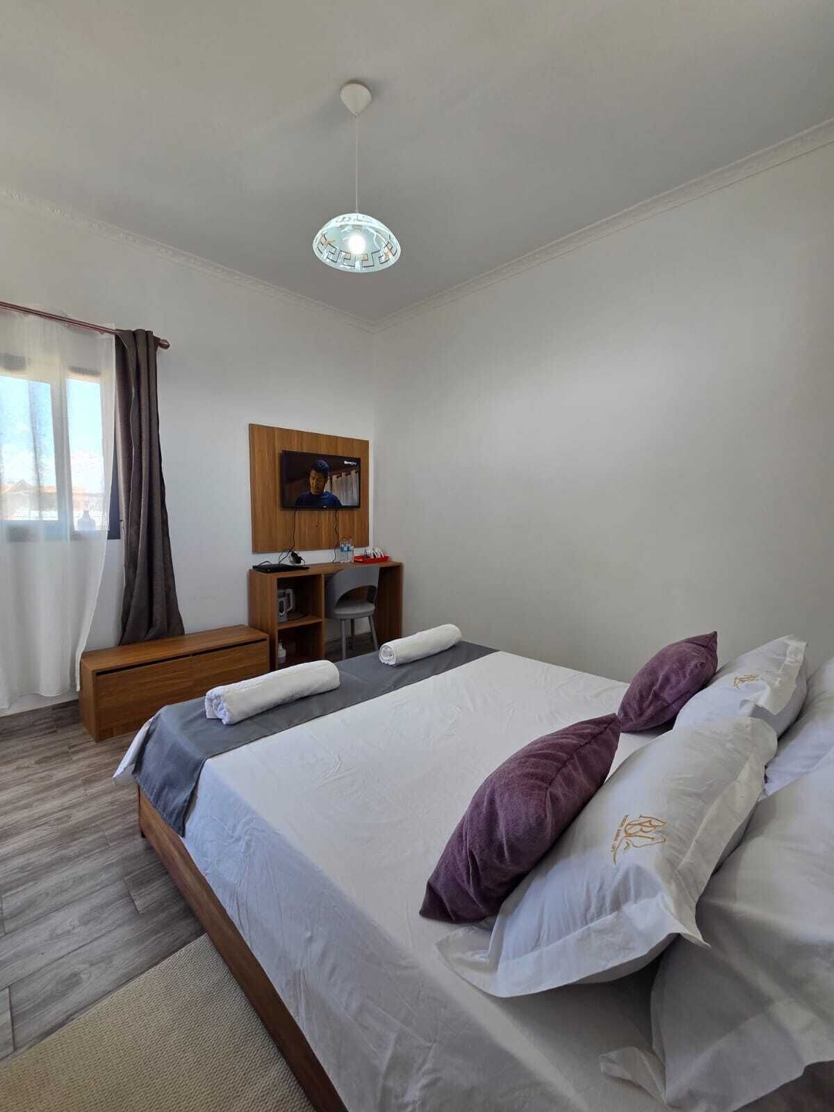 1 室のベッドルーム、WiFi、ベッドシーツ
