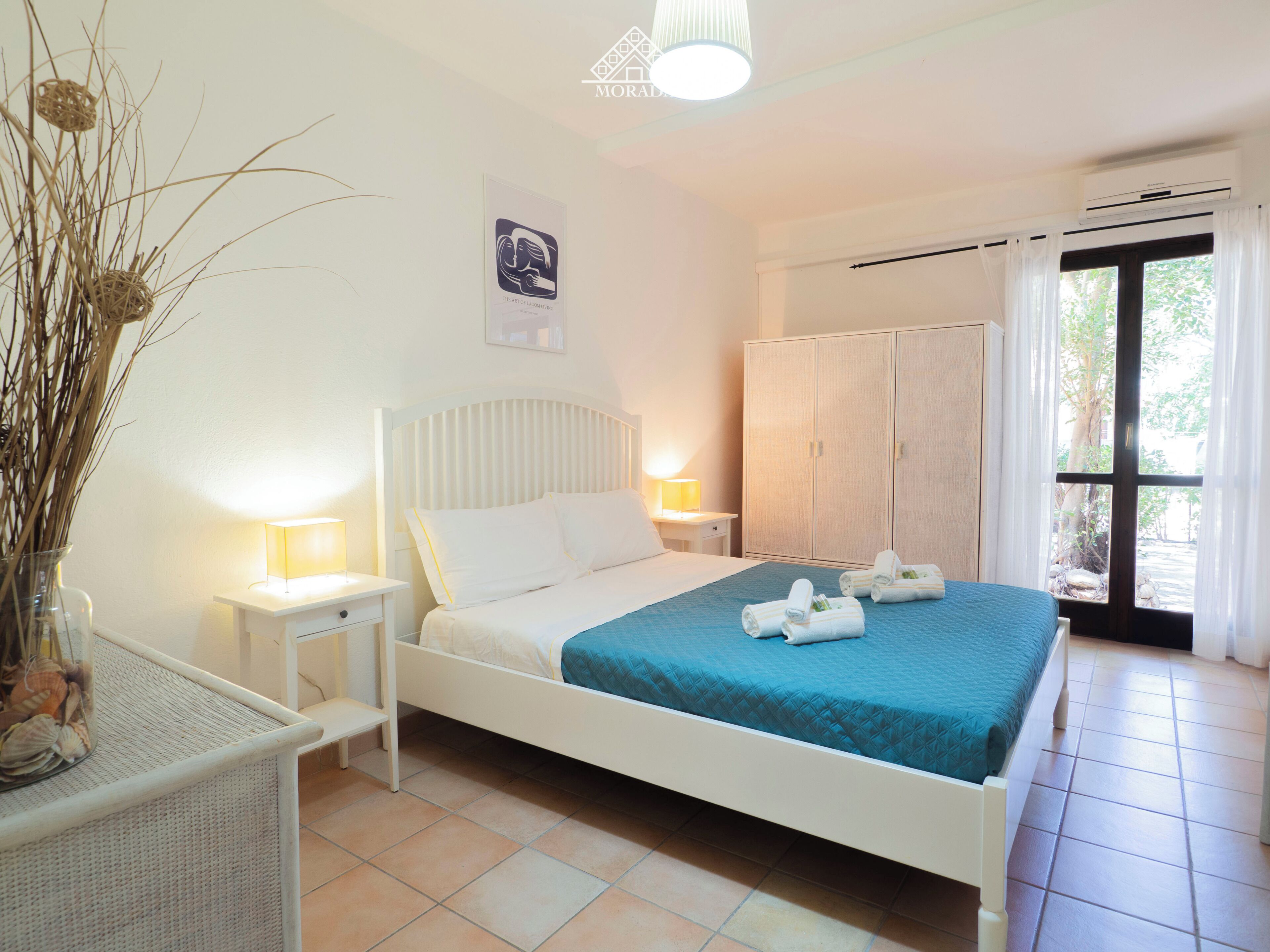 2 bedrooms, iron/ironing board, bed sheets