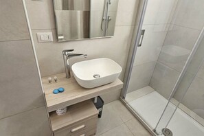 Regadera y bidet 