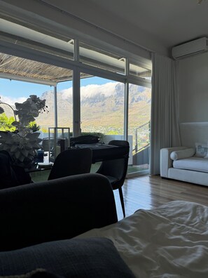 Interior - Incredible Cape Town Corner, apartment with breathtaking view of table mountain (Cape Town)
