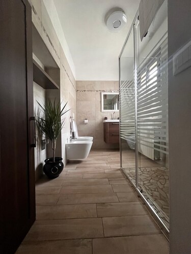 B&B Camelia - 5 Minutes from Rocchetta Mattei