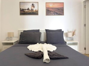 1 chambre, fer et planche à repasser, Wi-Fi gratuit, draps fournis