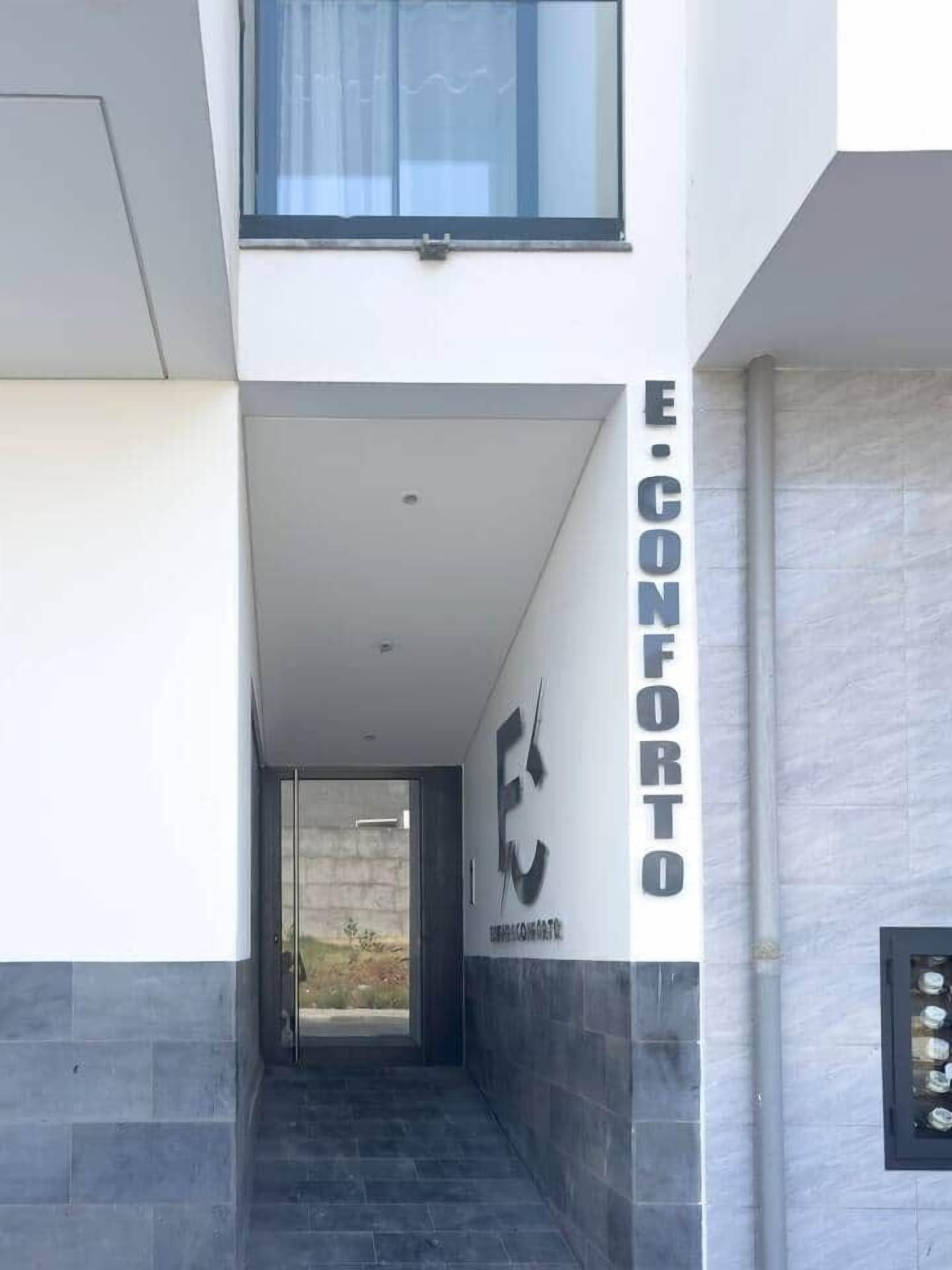 Dettaglio esterni