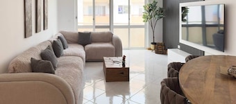 3 bdr cozy apt, Exterior POOL , Cidadela - LCGR