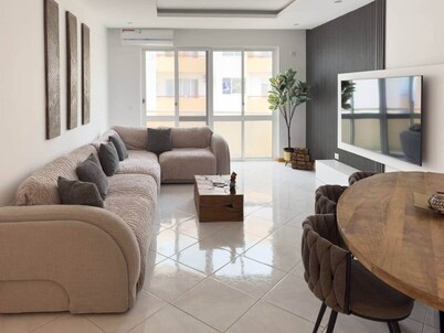 3 bdr cozy apt, Exterior POOL , Cidadela - LCGR