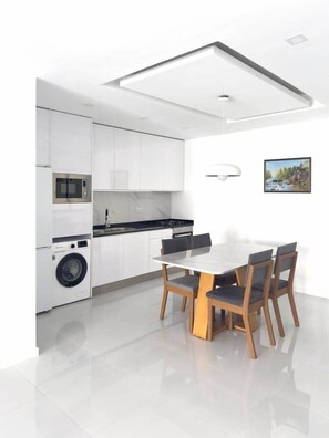 Dining - Modern 2br apartment Cidadela, rooftop pool - LCGR (Praia)