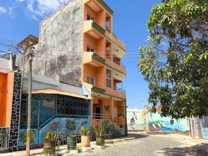 Exterior - Sodade AP - 2-bdr cosy apt, near rua d'arte - LCGR (Praia)