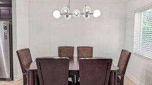 Dining - Coral Gables Vacation House with Pool (Coral Gables)