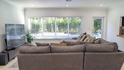 Coral Gables Vacation House with Pool