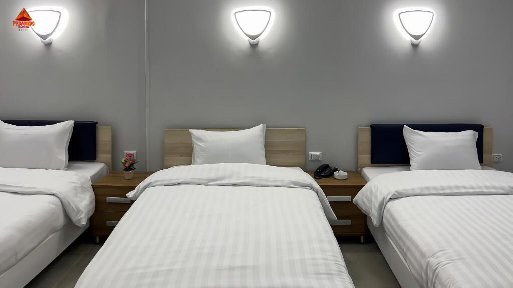 Deluxe Triple Room, Patio, City View