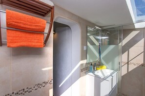 Hair dryer, towels - Villa Maria D'Oura by Villa Plus (Albufeira)