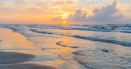 JJ`s Rays & Bays Beach Retreat