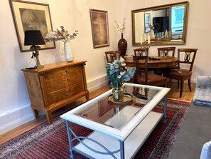 Dining - Vrbo Property (Lübeck)