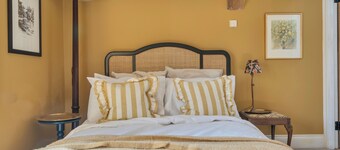 6bed Somerset Country Escape- Walk, Relax, Explore