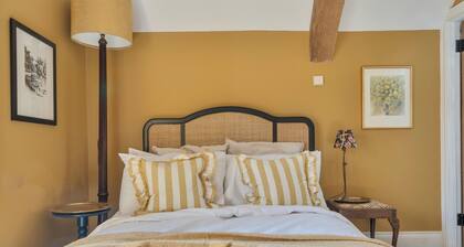 6bed Somerset Country Escape- Walk, Relax, Explore