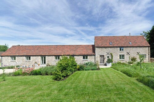 6bed Somerset Country Escape- Walk, Relax, Explore