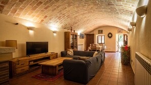 Living area - Fantastic complete house "Mas Serra" for 20-28 persons (Fornells de la Selva)