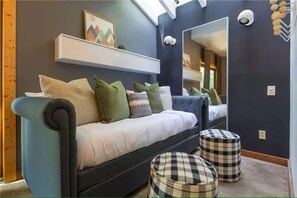 Room - 1-bedroom studio in TX with AC (Austin)