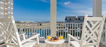 The Harbour Club | Marina · Harbor Views · 4-Story Beaufort