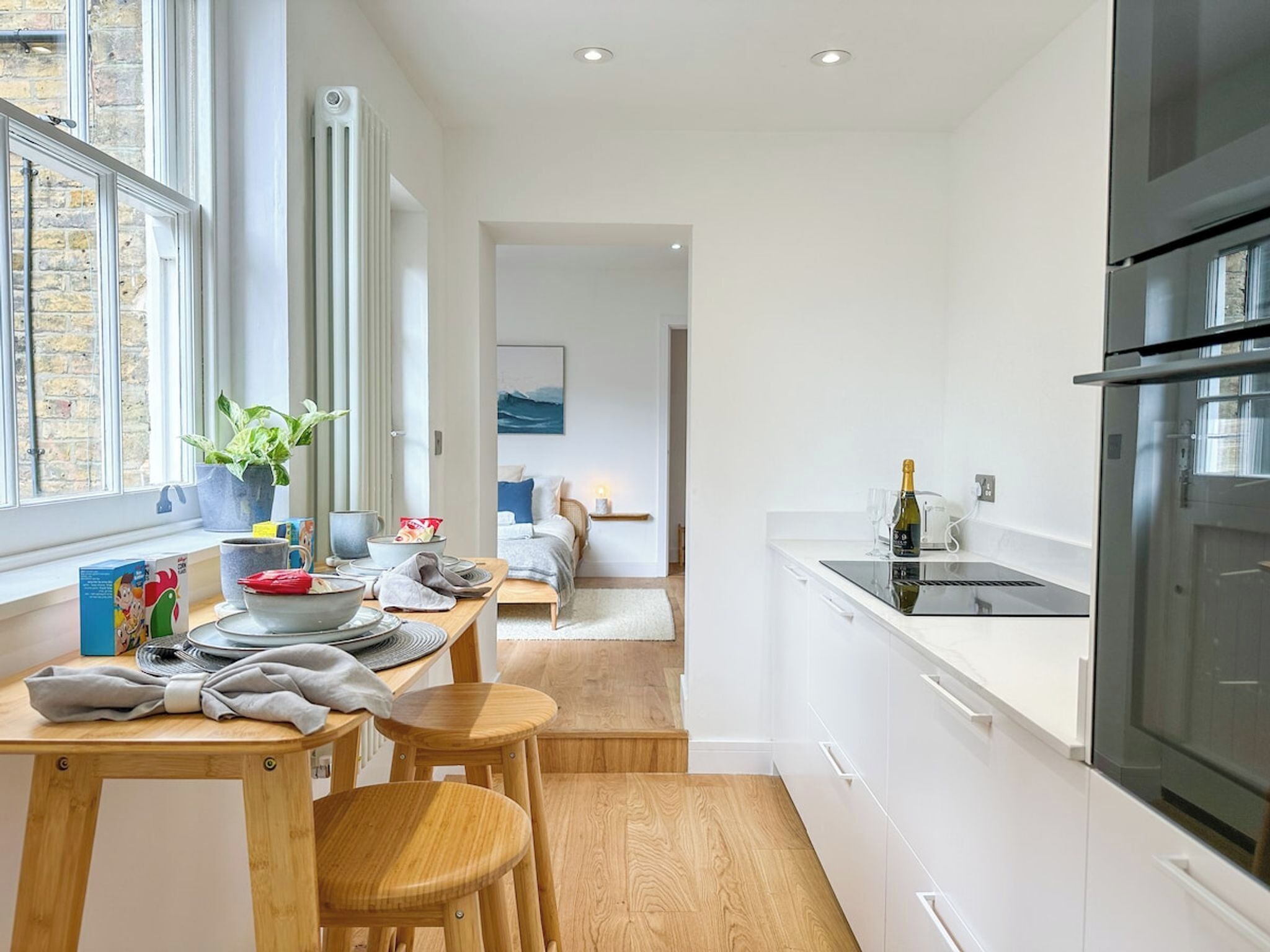 Refrigerador, microondas, horno, placa de cocina