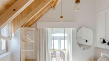 7 habitaciones, tabla de planchar con plancha y wifi gratis
