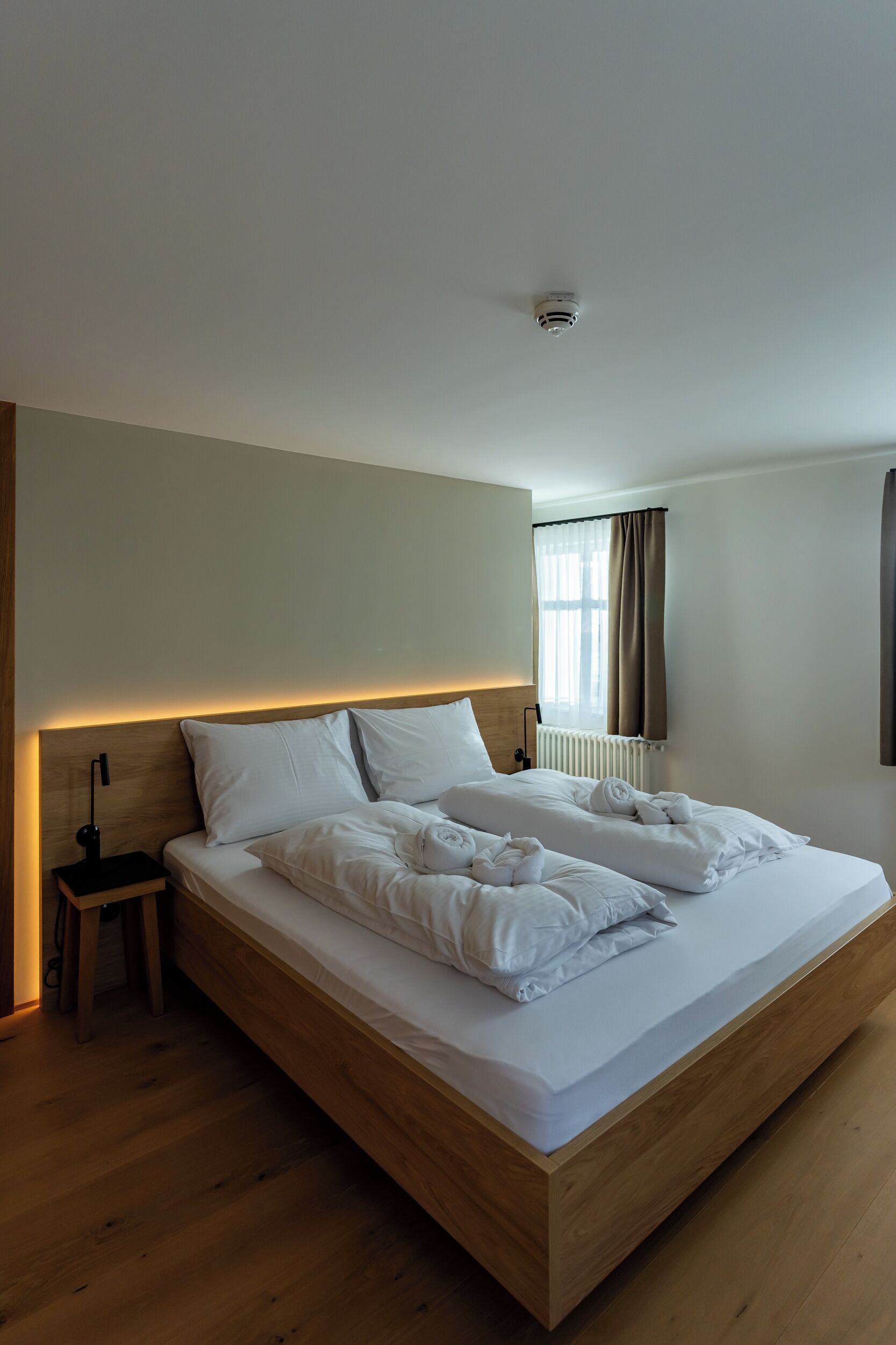 1 bedroom, travel crib, free WiFi, bed sheets