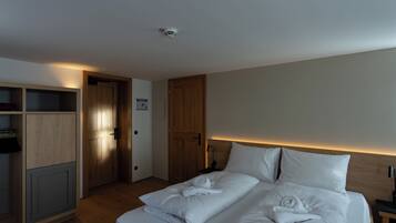 1 Schlafzimmer, Reisekinderbett, kostenloses WLAN, Bettwäsche